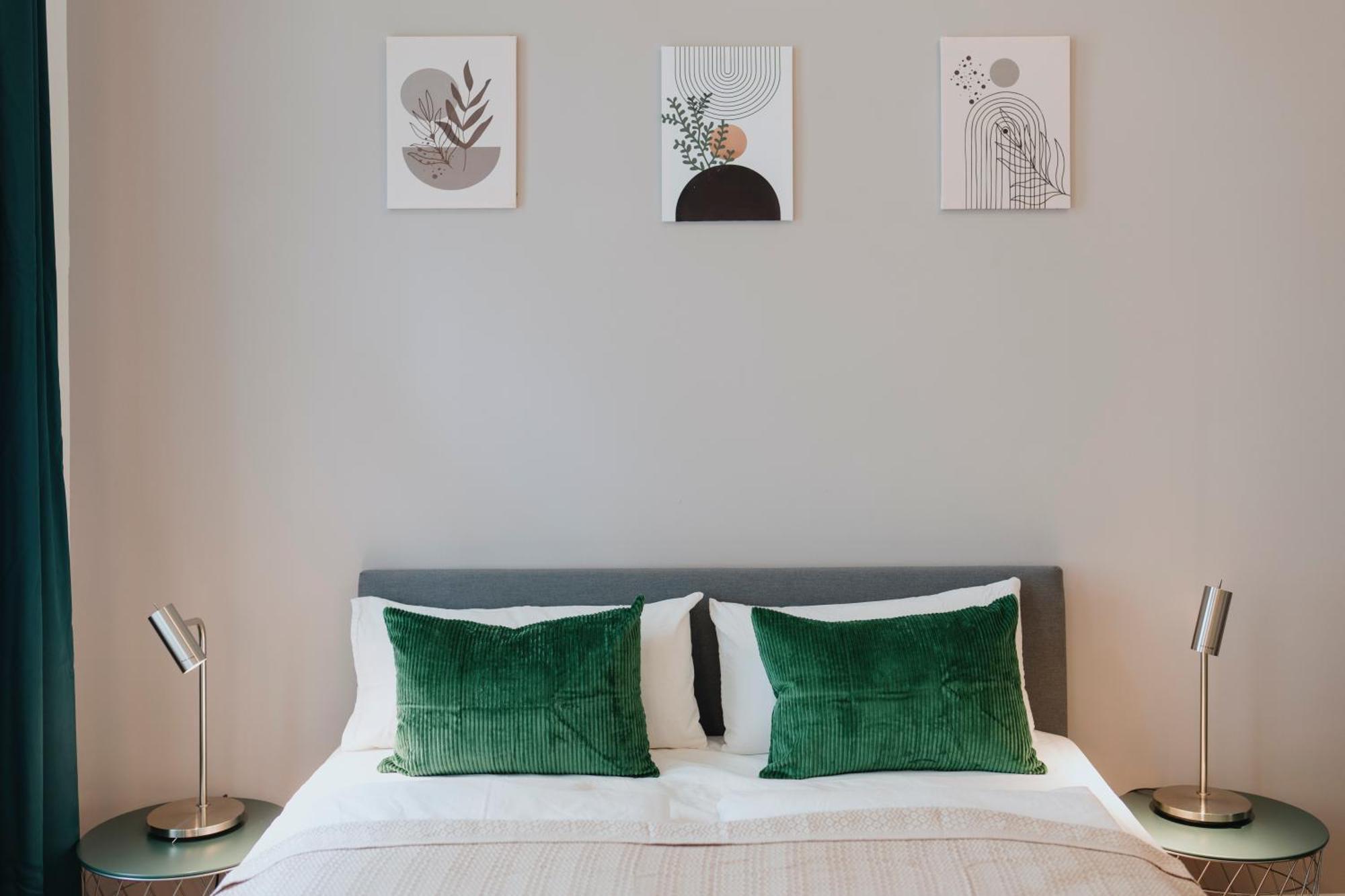 Homely - Center, Modern, Historical, Near Park Appartement
